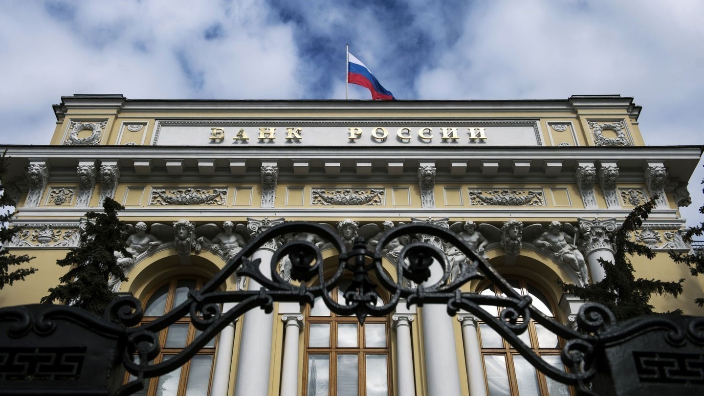 Central Bank of Russia annuls licenses of Forex Club, Alpari, Teletrade and other brokers