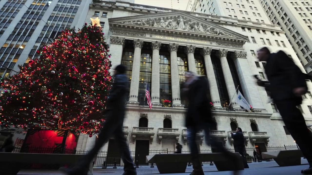 Stock Markets Awaiting Santa Claus Rally