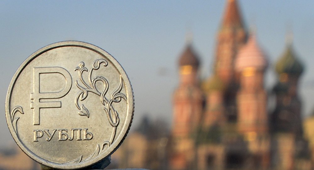 Рубль оказался самой рискованной валютой 2018 года по версии Bloomberg